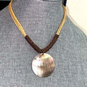 Vintage Lia Sophia Harvest Moon Mother of Pearl Pendant Necklace
